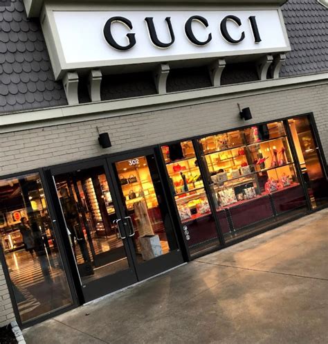 gucci factory outlets